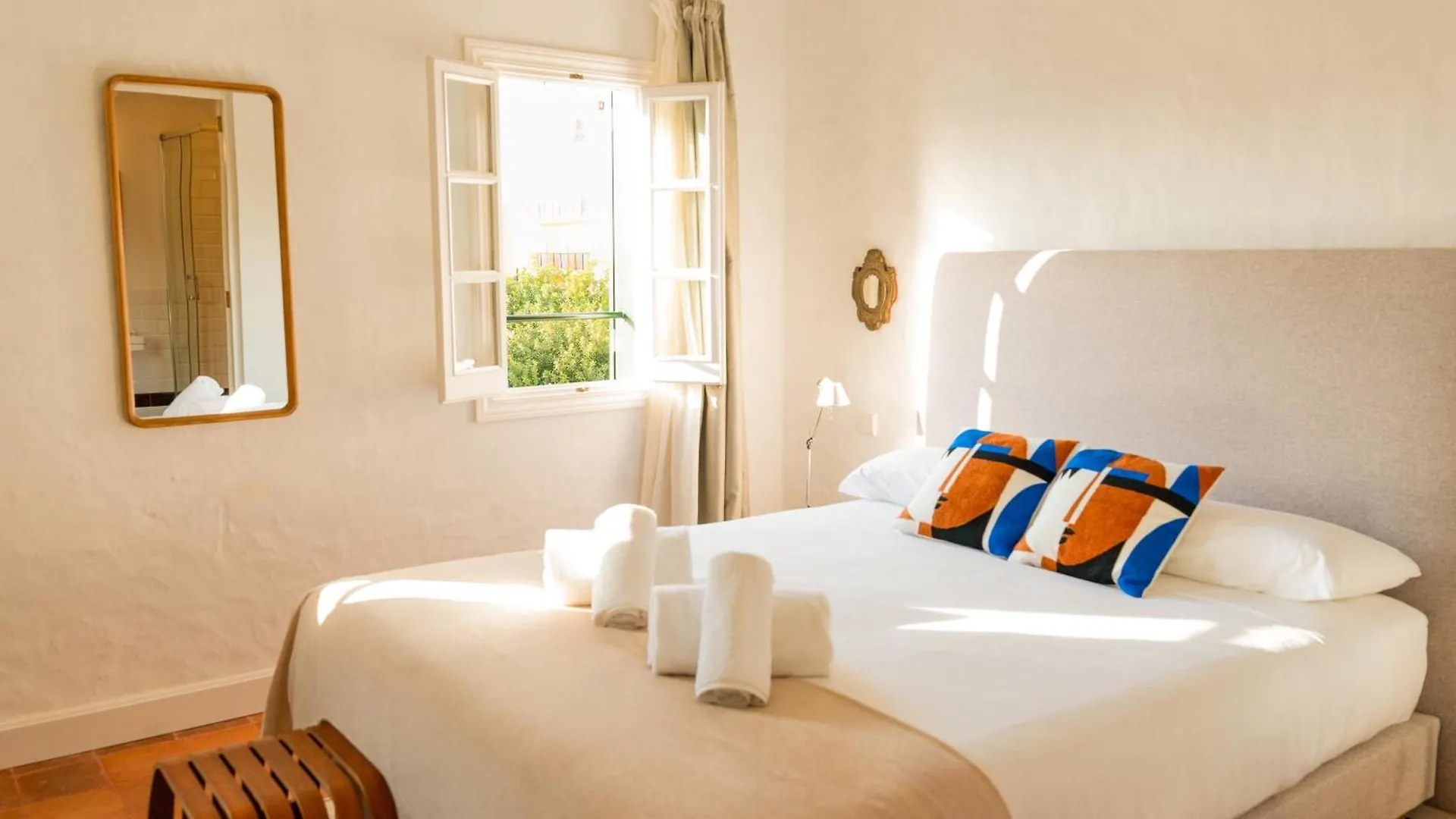 Hotel 3A Ease Of Living Ciutadella   Ciutadella (Menorca)